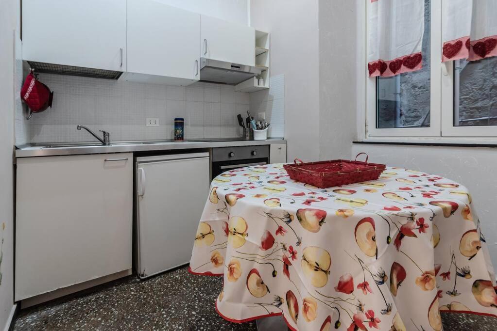Appartamento Croce Bianca Prua - Affitti Brevi Italia Genoa Exterior photo